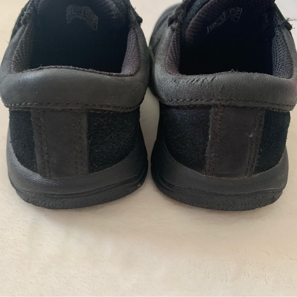 Keen Kids Black Shoes Size 11 - Picture 8 of 12